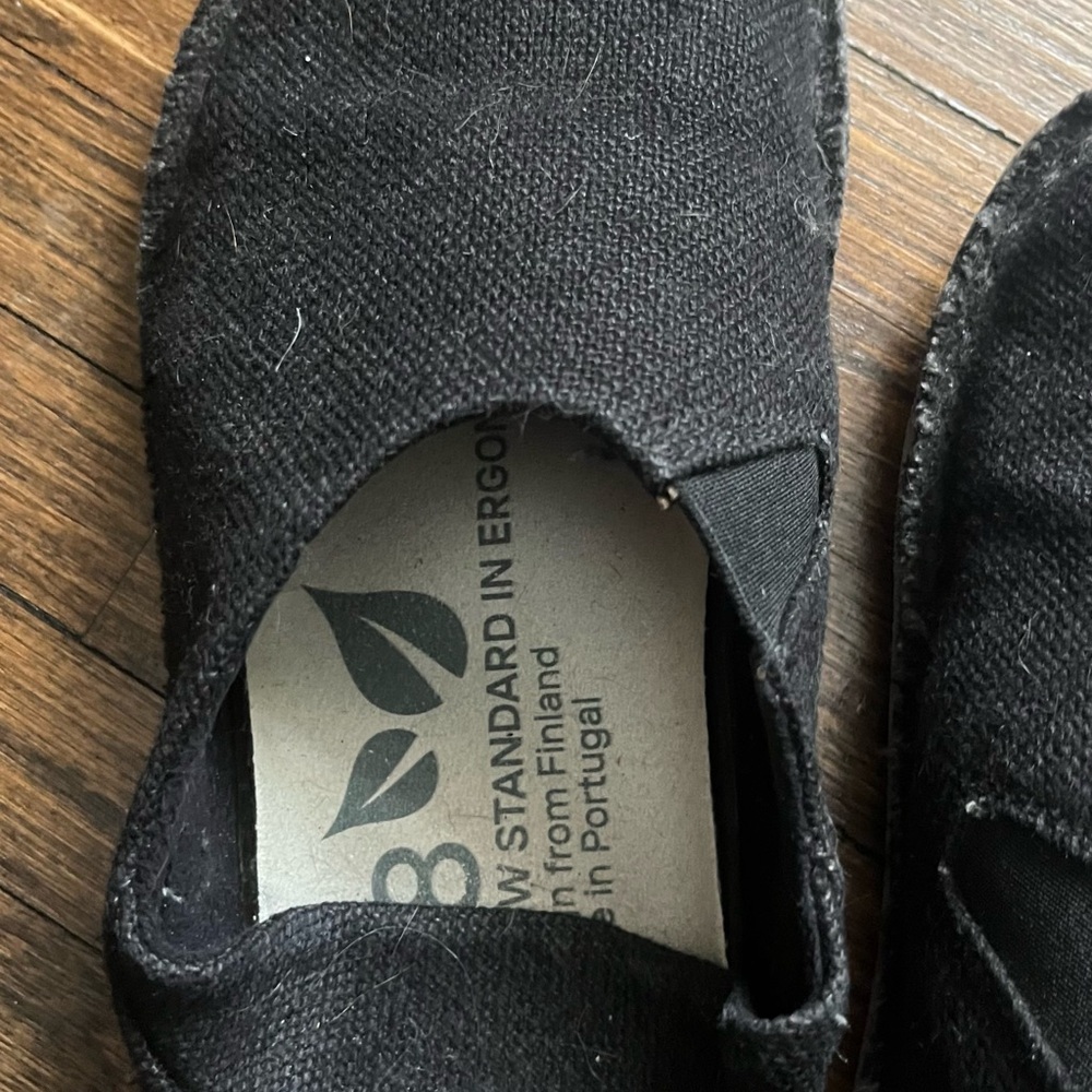 VIBAE Slip on cloth shoes - Picture 2 of 8